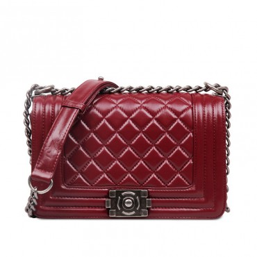 Rosaire « Soline » Quilted Lambskin Leather Shoulder Bag with Chain Link in Red Wine Color / 75134