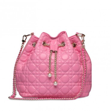 Rosaire « Vigny » Quilted Lambskin Leather Bucket Bag with Drawstring Closure Pink Color / 75102