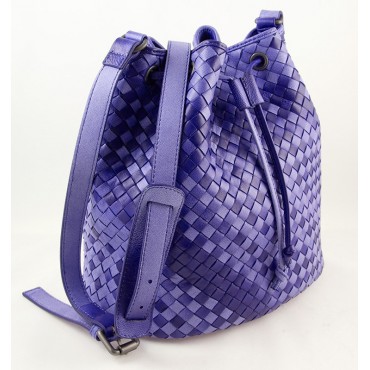 Delderci® « Lucrezia » Intrecciato Lambskin Leather Bucket Bag with Drawstring Closure in Purple Color Gradient 88102