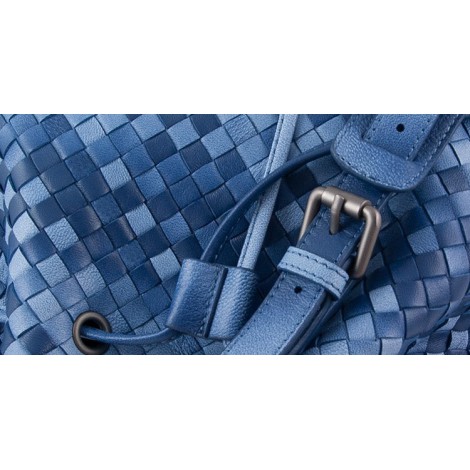 Delderci® « Lucrezia » Intrecciato Lambskin Leather Bucket Bag with Drawstring Closure in Blue Color Gradient 88102