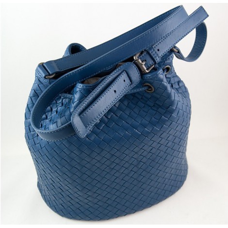 Delderci® « Lucrezia » Intrecciato Lambskin Leather Bucket Bag with Drawstring Closure in Blue Color 88102
