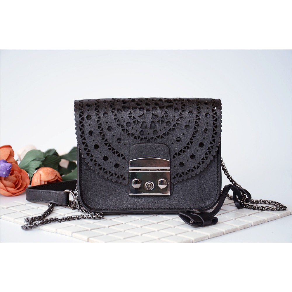 Eldora Sac à main porté épaule en cuir Noir 76229 Eldora Sac à main porté épaule en cuir Noir 76229