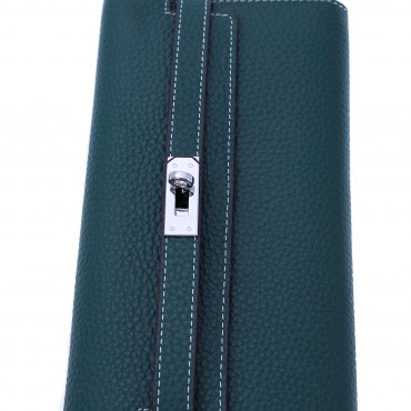 Rosaire « Havana » Women's Togo Leather Wallet with Strap Closure Dark Green Color 15988