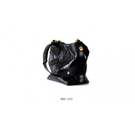 Rosaire Rhombic Oil Wax Cow Leather Bucket Bag Black 77102