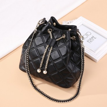 Rosaire « Vigny » Quilted Cowhide Leather Bucket Bag with Drawstring Closure Black Color / 75102