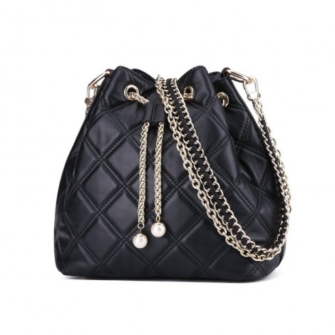 Rosaire « Vigny » Quilted Cowhide Leather Bucket Bag with Drawstring Closure Black Color / 75102