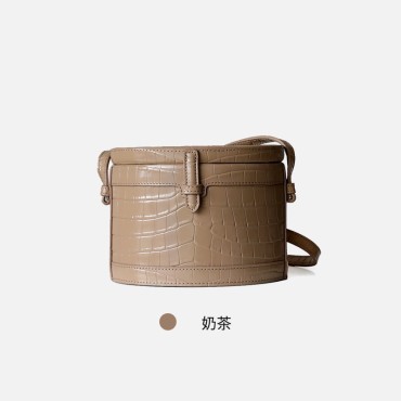 Camelia Shoulder Bag synthetic leather Celebrity Bag Khaki 77109