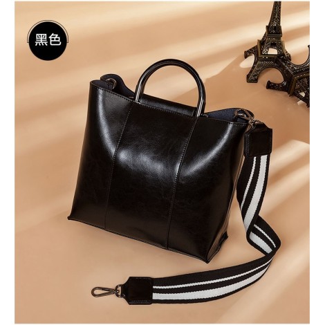 Eldora Genuine Cow Leather Shoulder Bag  Black 77258
