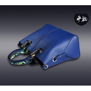 Genuine Leather Tote Bag Blue 75600
